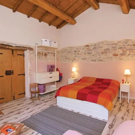 Pet Friendly In Stroncone Terni Tr Dom wakacyjny